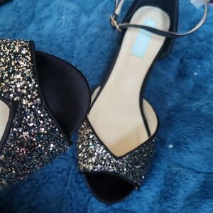 Designer Betsey Johnson rainbow glitter medium mid-heel ankle buckle shoes 8 1/2